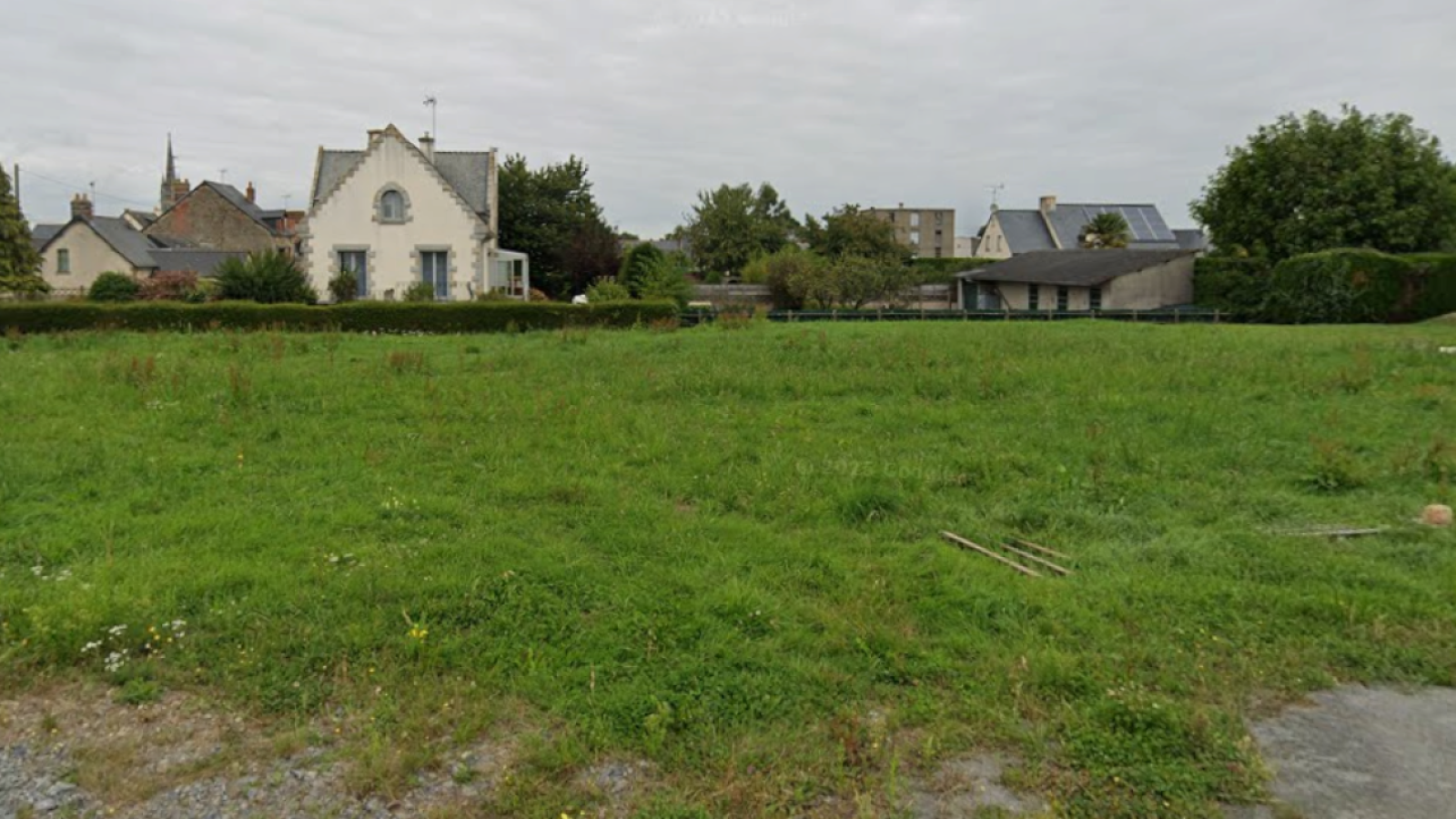 Terrain constructible de 545m2 à La Guerche-de-Bretagne/ image 1