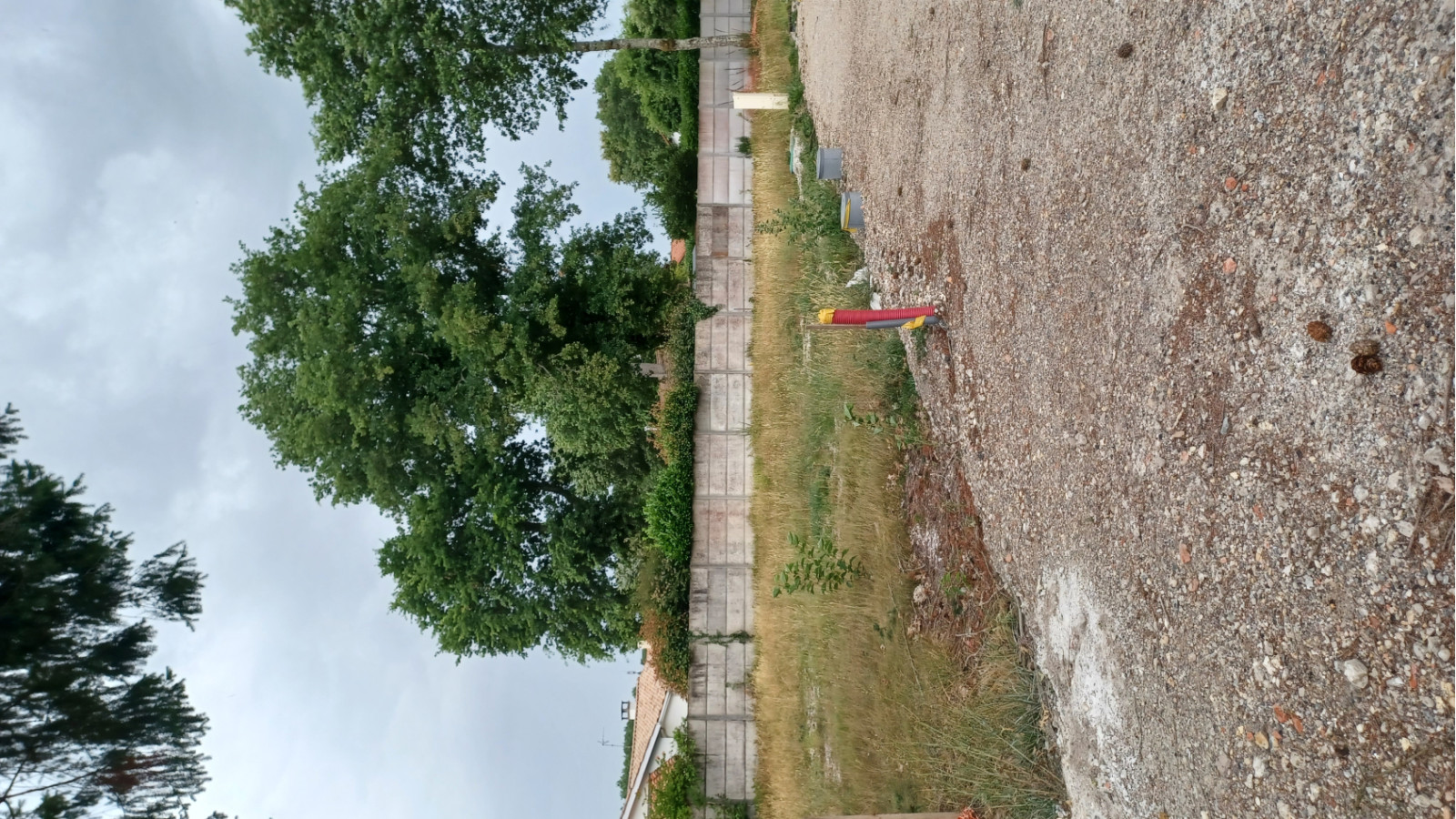 Terrain constructible de 450m2 à Saint-Médard-en-Jalles/ image 1