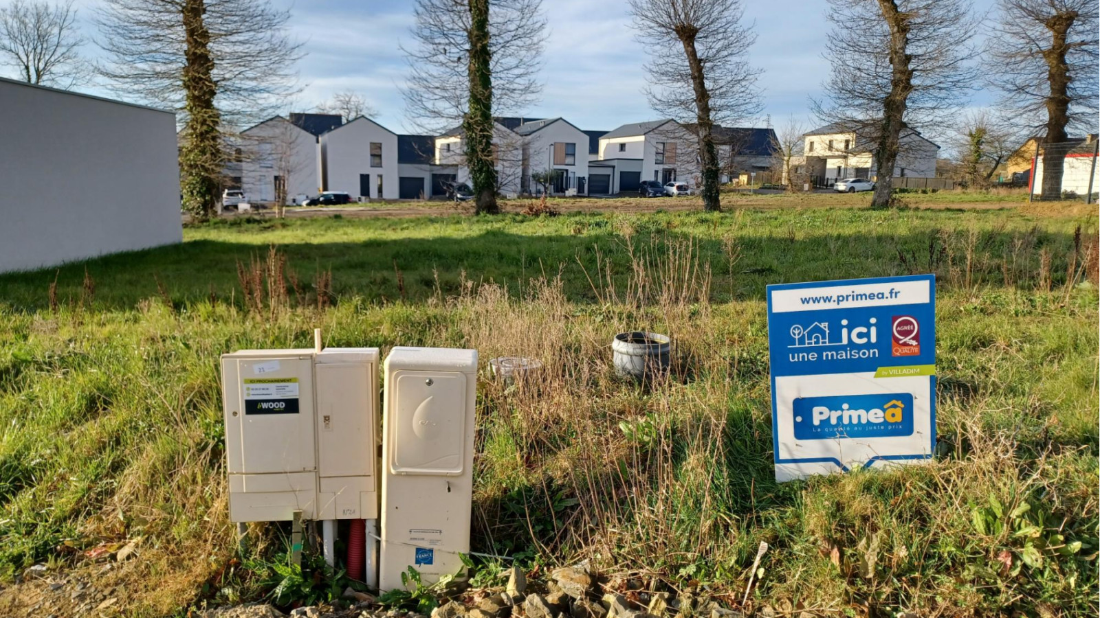 Terrain constructible de 433m2 à Bovel/ image 1