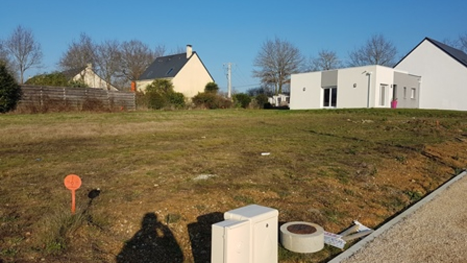 Terrain constructible de 307m2 à Le Loroux-Bottereau/ image 1