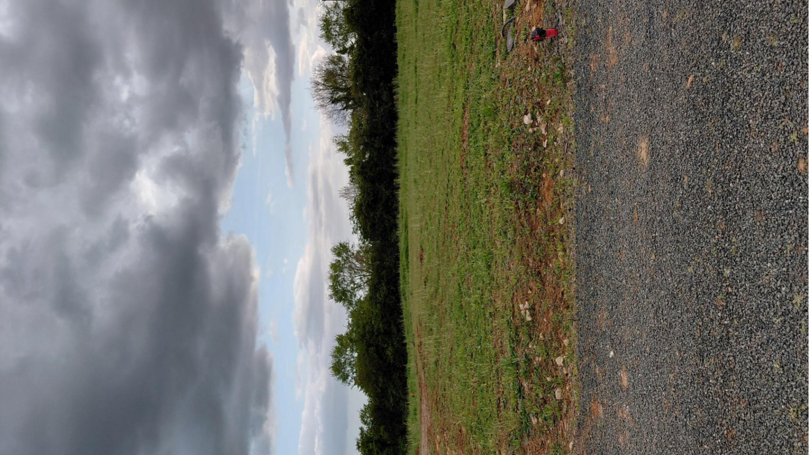 Terrain constructible de 521m2 à Les Magnils-Reigniers/ image 1