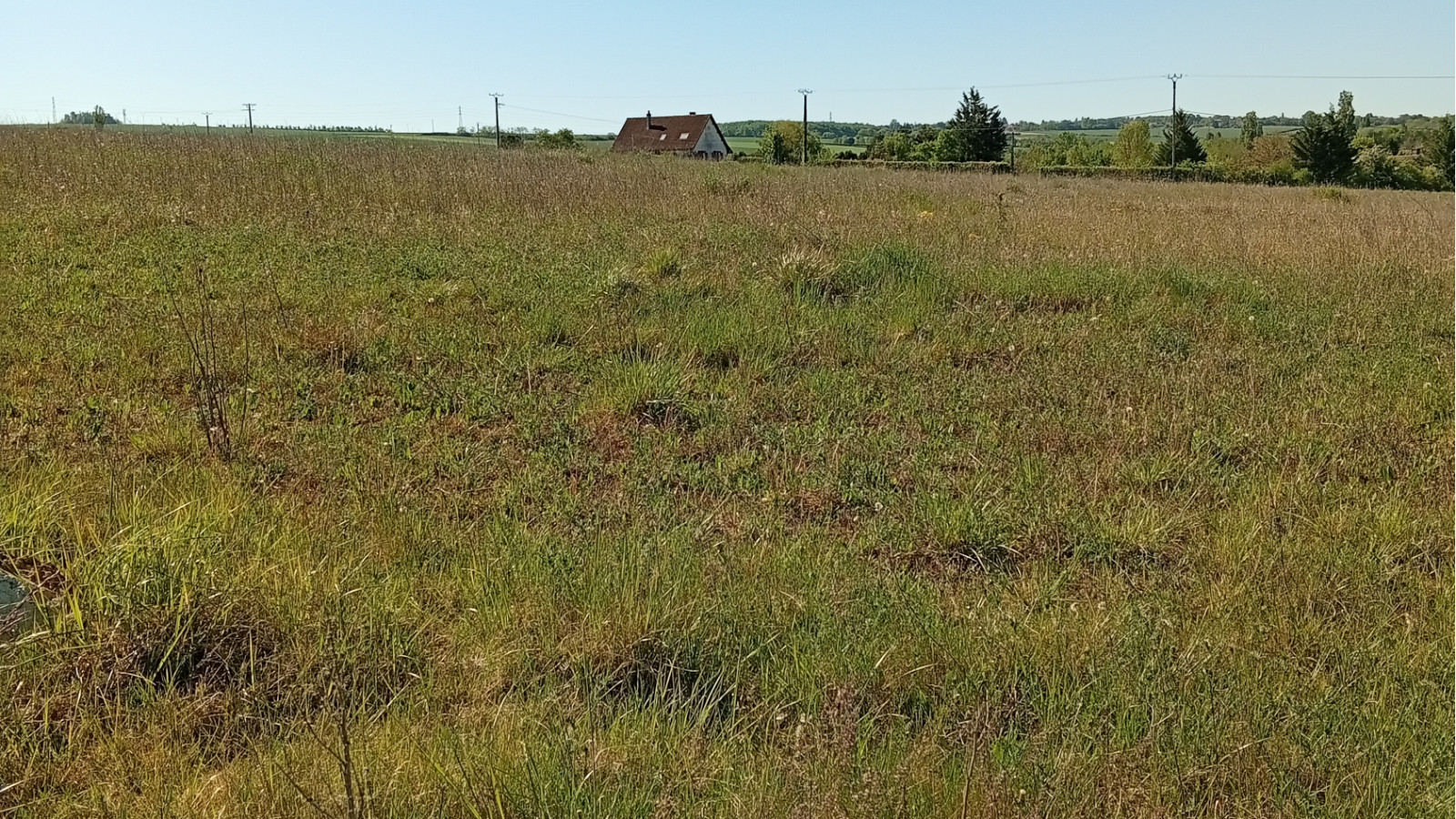 Terrain constructible de 609m2 à Chevannes/ image 1