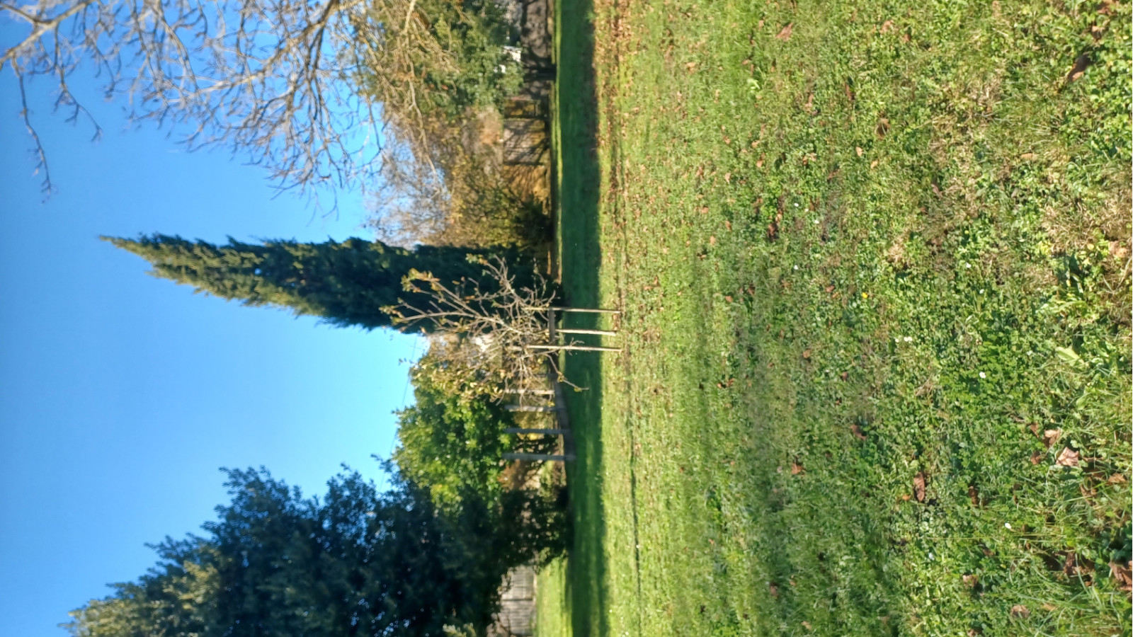 Terrain constructible de 1150m2 à Ambarès-et-Lagrave/ image 1