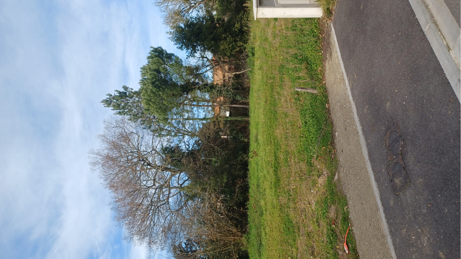 Terrain constructible de 535m2 à Arsac/ image 1
