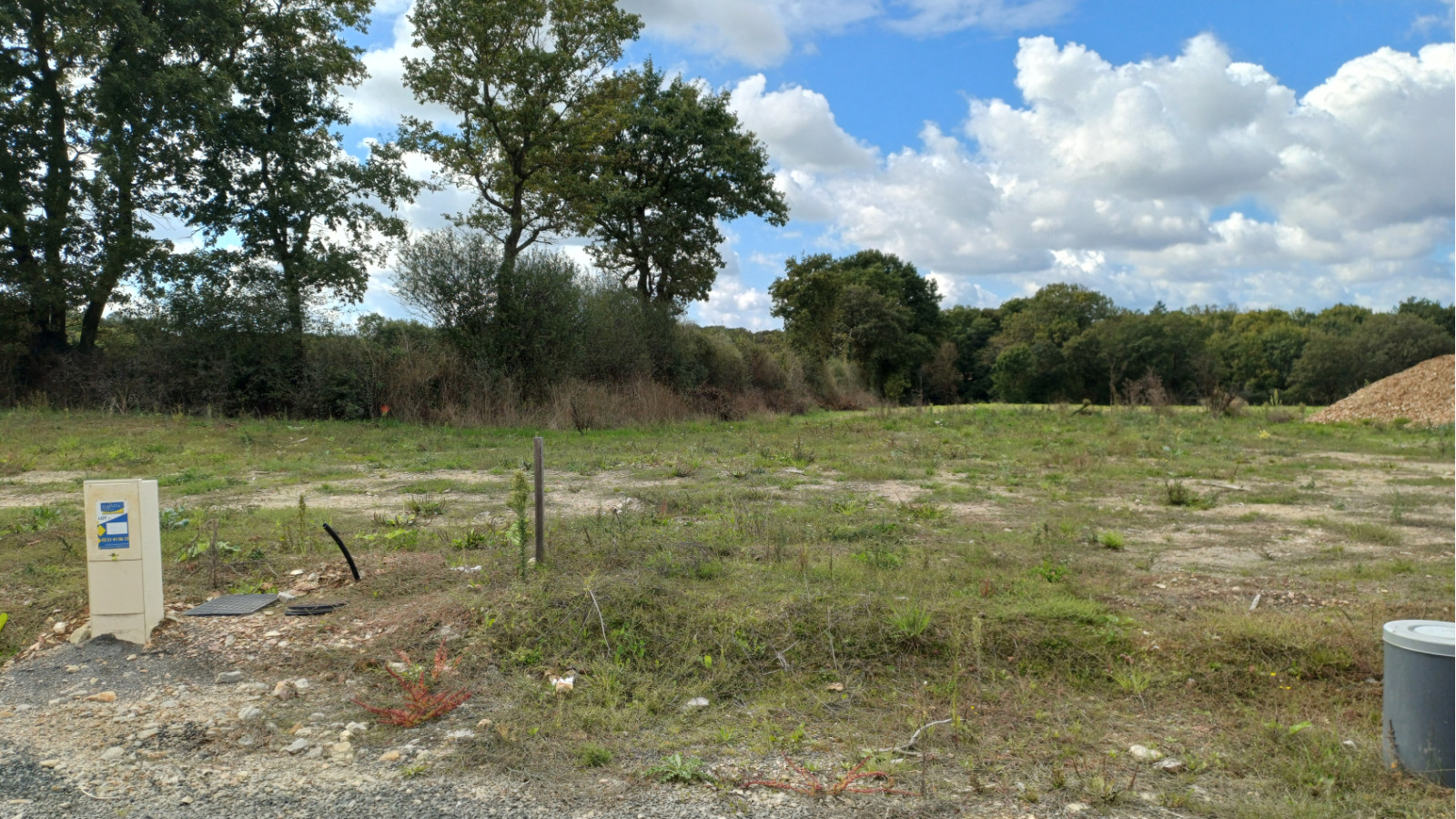 Terrain constructible de 425m2 à Challans/ image 1
