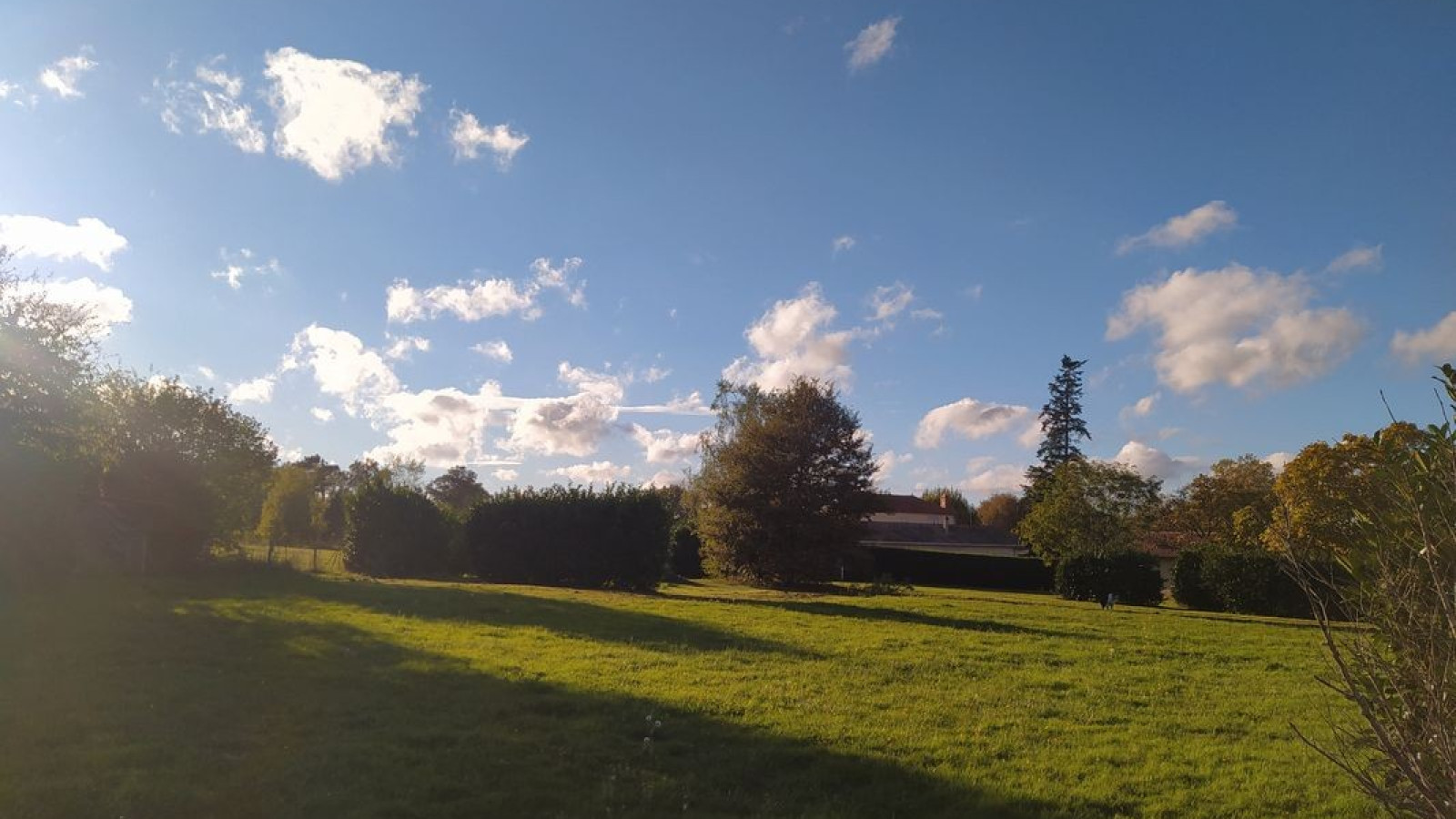 Terrain constructible de 555m2 à Salaunes/ image 1