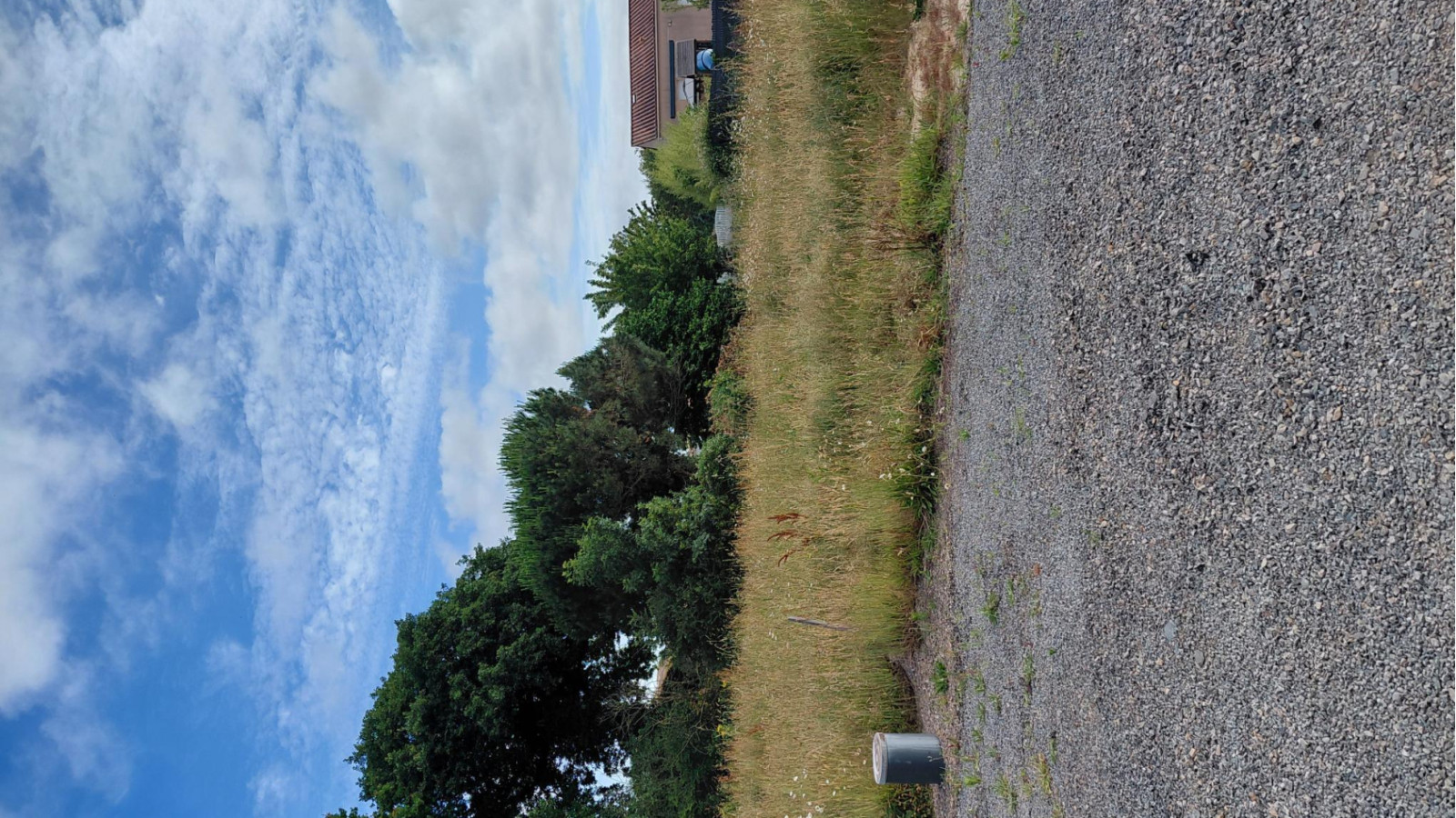 Terrain constructible de 528m2 à Sainte-Foy/ image 1