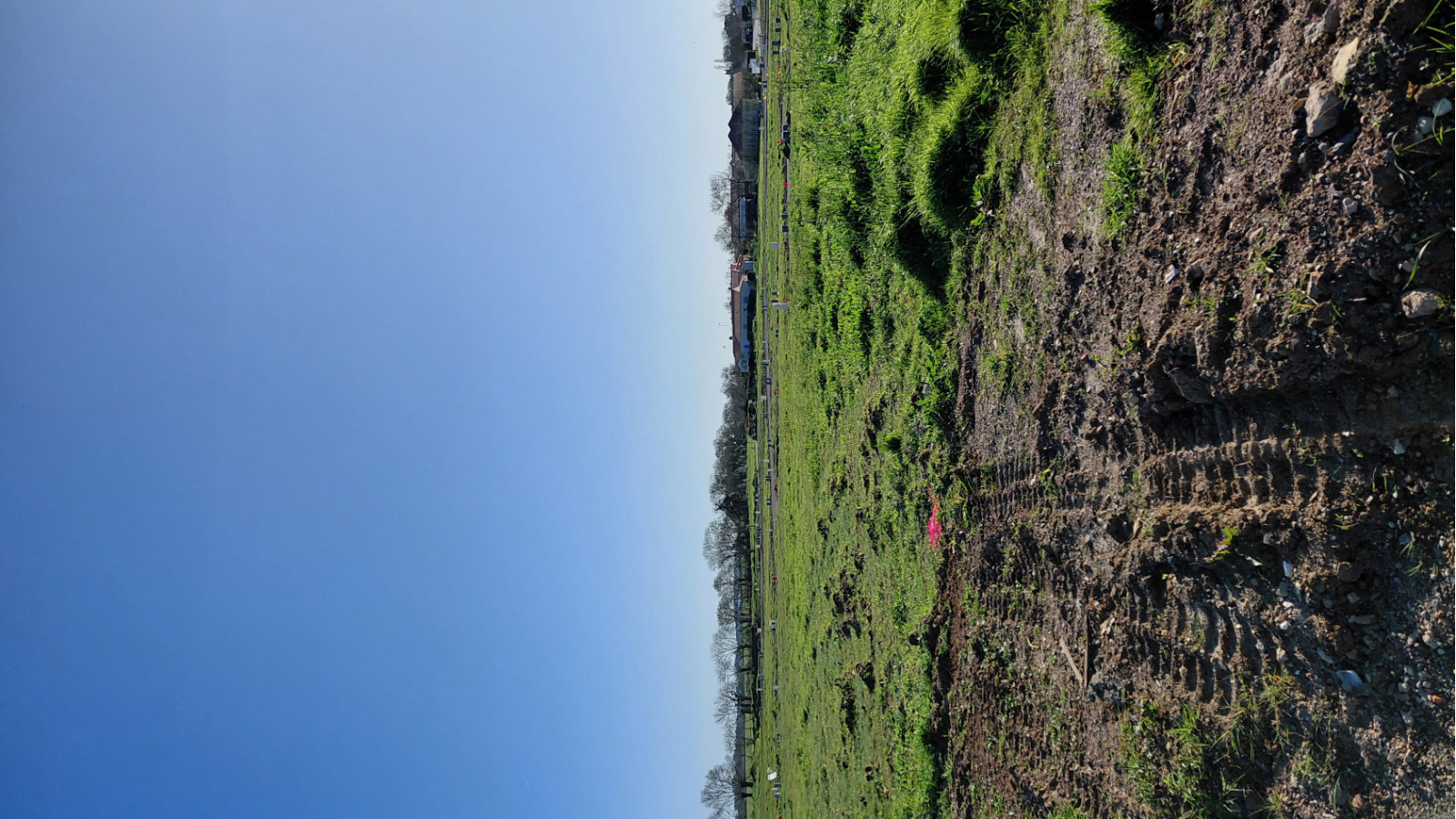 Terrain constructible de 840m2 à La Roche-sur-Yon/ image 1
