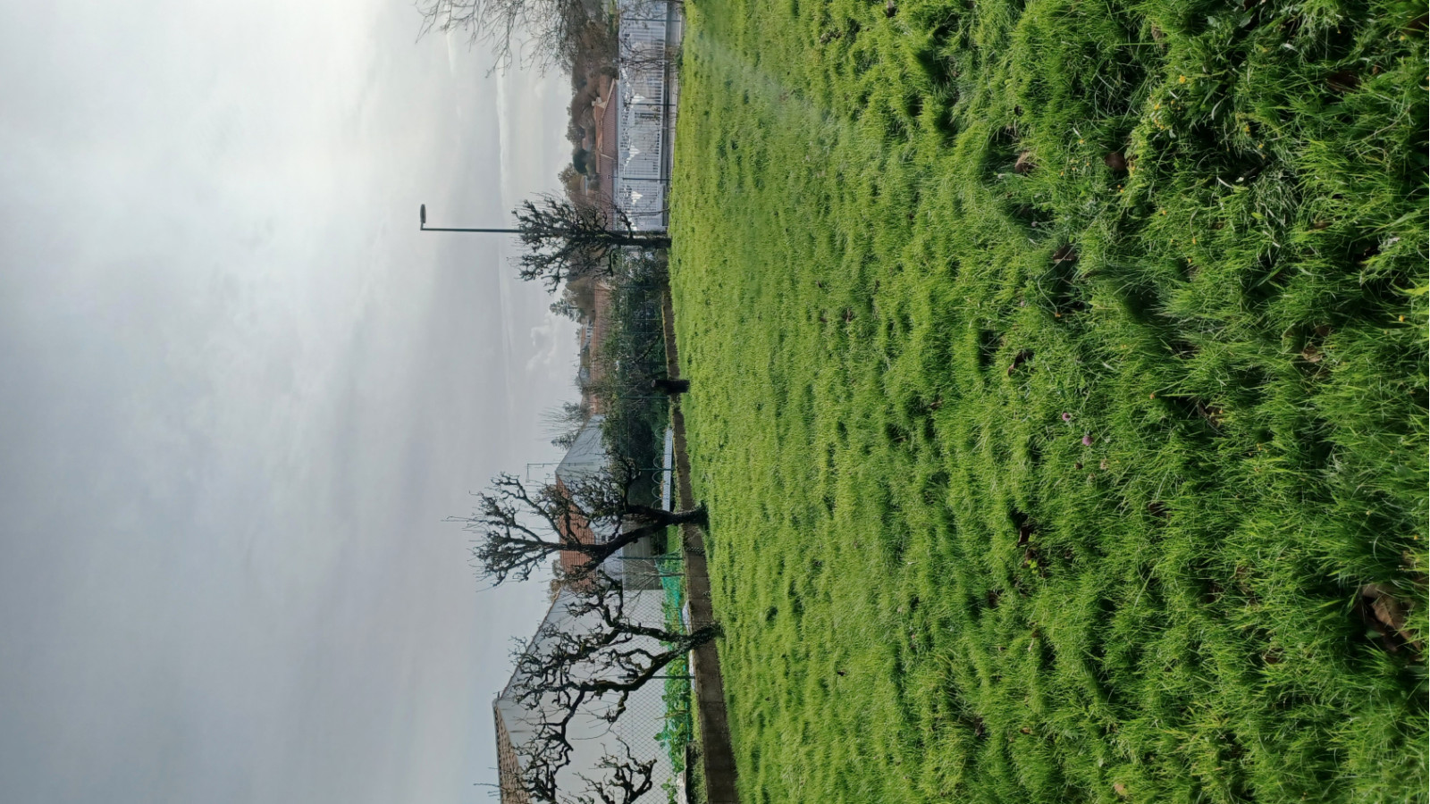 Terrain constructible de 604m2 à Pont-Saint-Martin/ image 1