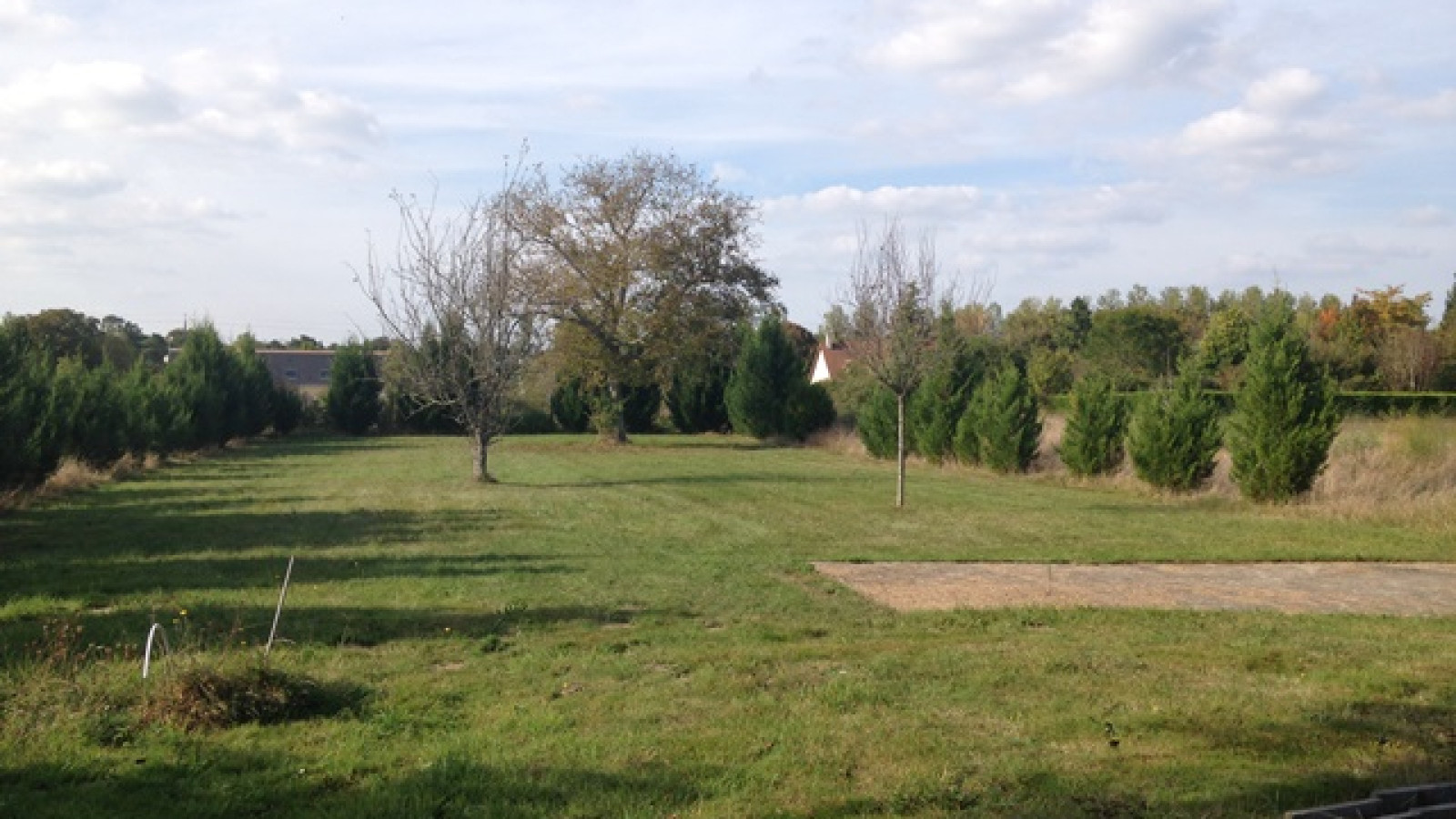 Terrain constructible de 430m2 à Montlouis-sur-Loire/ image 1
